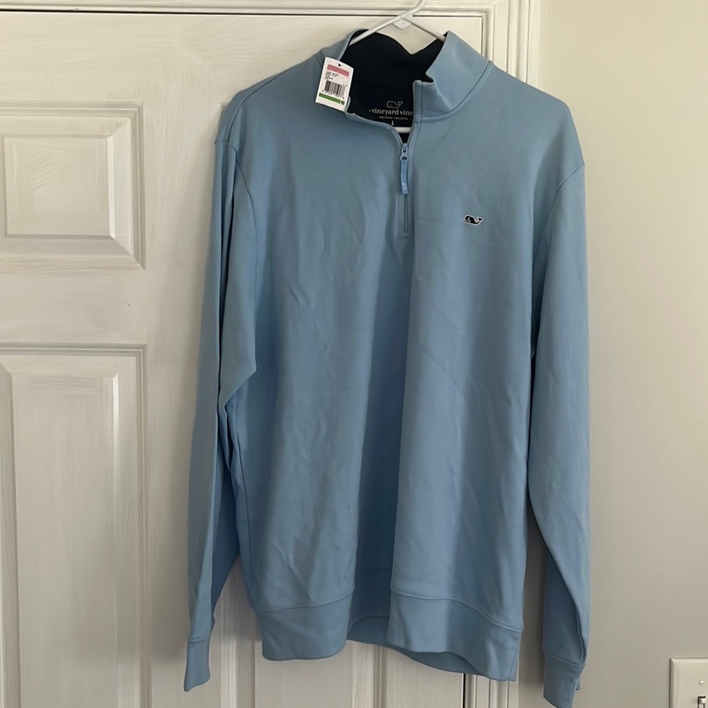 Vineyard Vines blue quarter zip size:large (BRAND NEW WITH TAG)